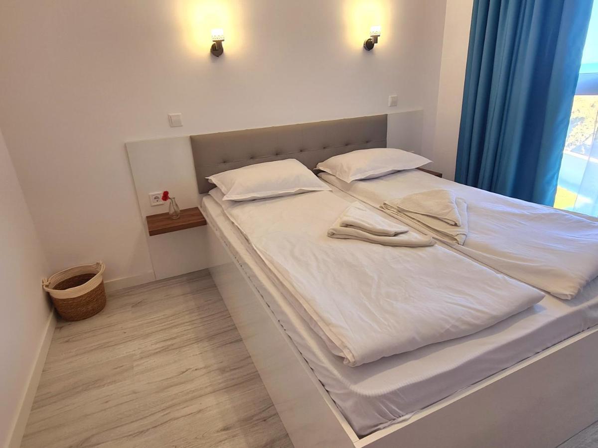 Dolphin Beach Apart Obzor Eksteriør billede